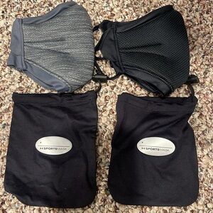 Under Armour Masks with Sport Mask Bag